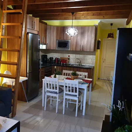 Casa Yucca With Heated Pool, Only 150 Meters To The Beach, Terrace, Wifi, Sat-tv 아파트 *